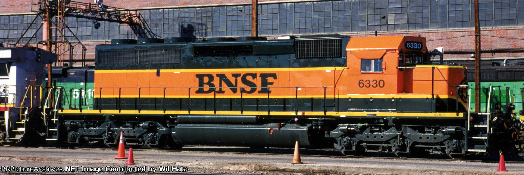 BNSF SD40-2 6330